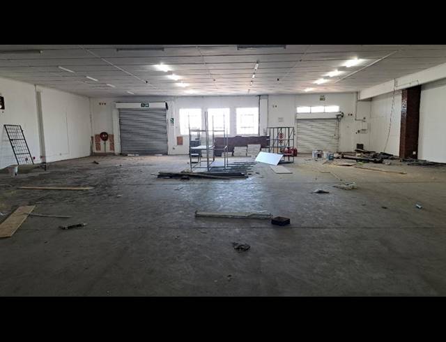 BUSINESS PROPERTY TO RENT IN RICHARDS BAY EXT 7